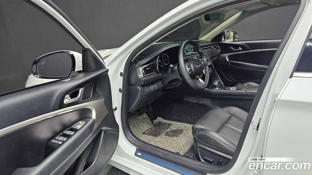Genesis G70 Gasoline 2.0T 4WD, 2023