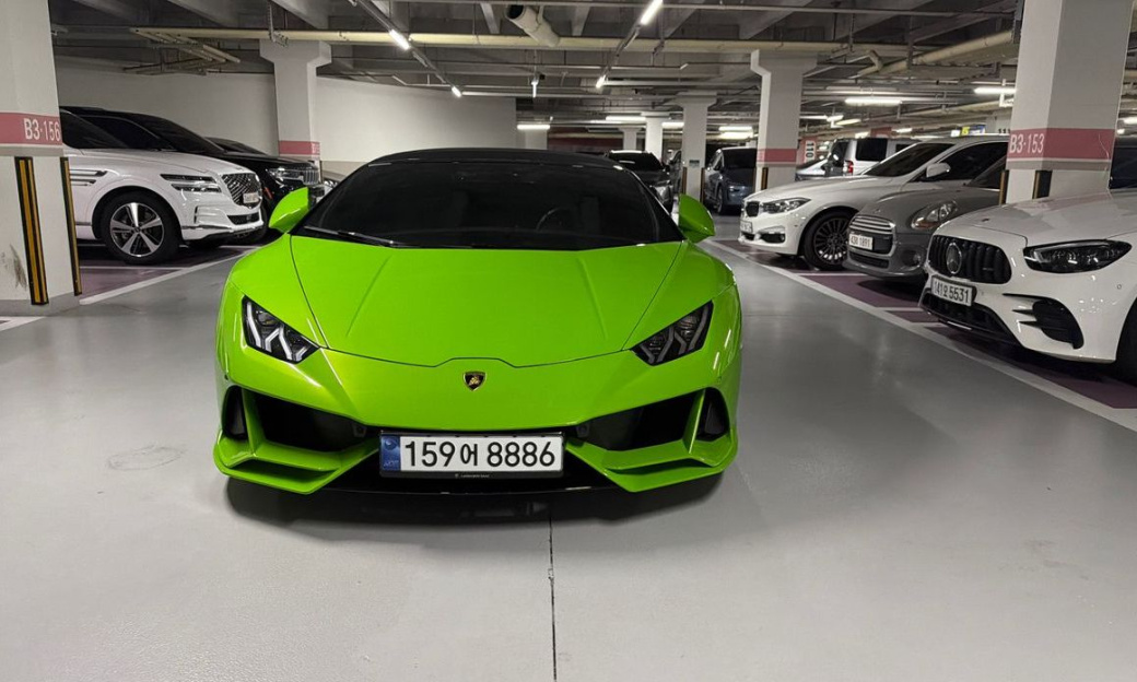 Lamborghini Huracan LP640-4 EVO Spyder, 2023