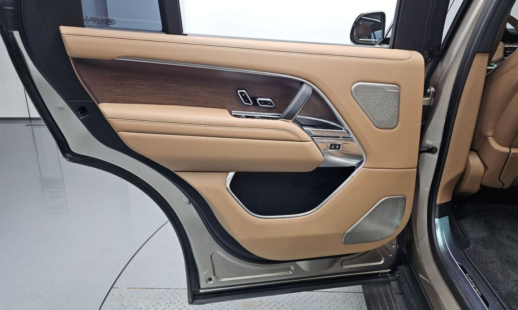 Land Rover Range Rover P530 Autobiography Long Wheel Base, 2023