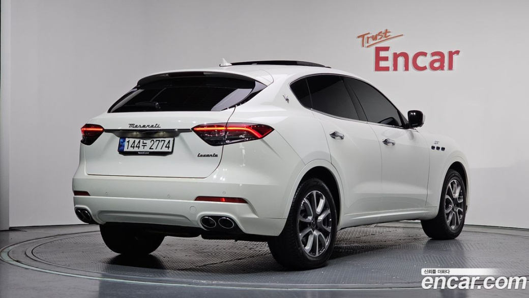 Maserati Levante 2.0 GT AWD, 2022