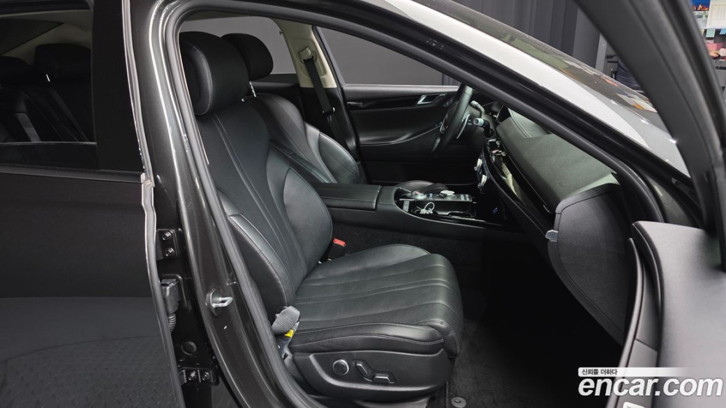 Genesis G80 Gasoline 2.5 Turbo 2WD, 2023