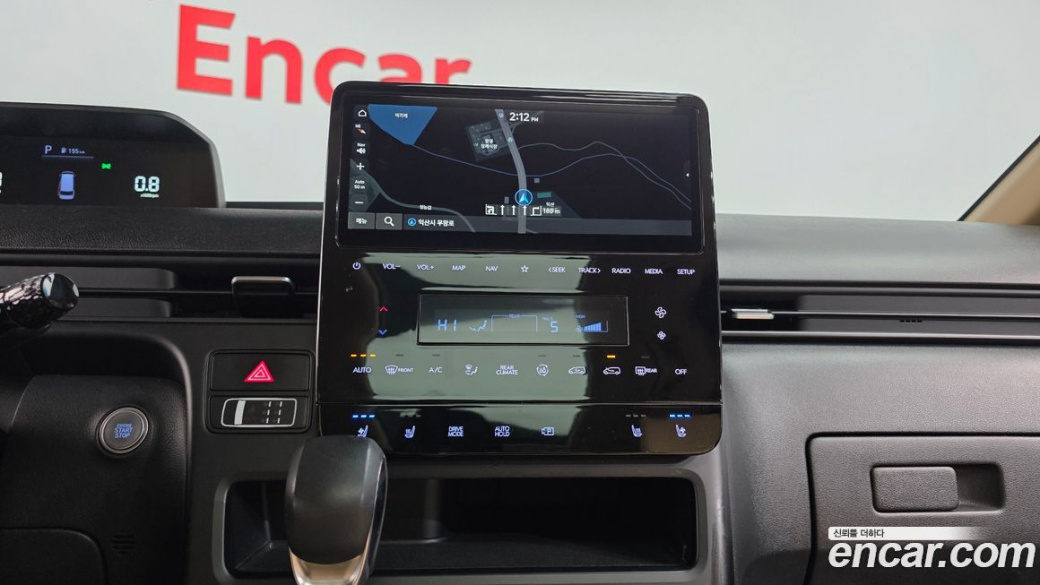 Hyundai Staria Tourer 9-Seater, 2023