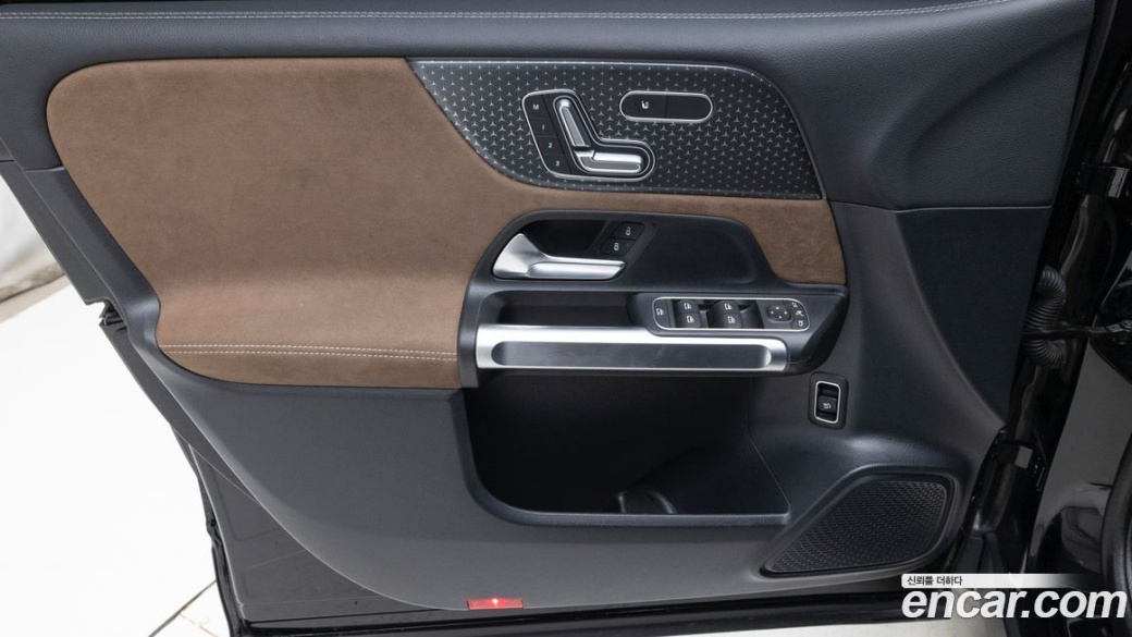 Mercedes-Benz GLB-Class GLB250 4MATIC, 2025