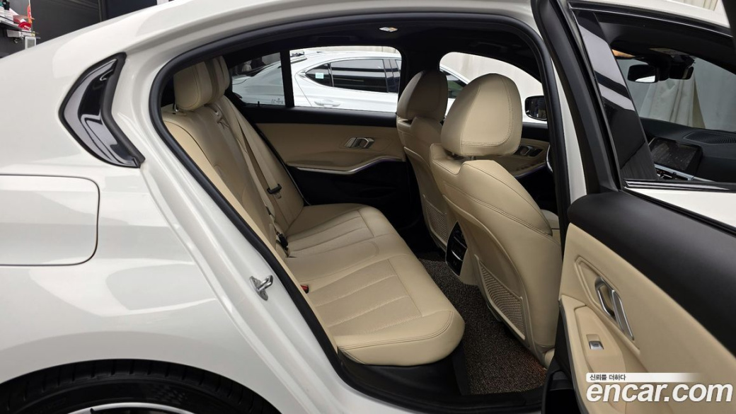 BMW 3-Series 320d xDrive M Sport, 2022