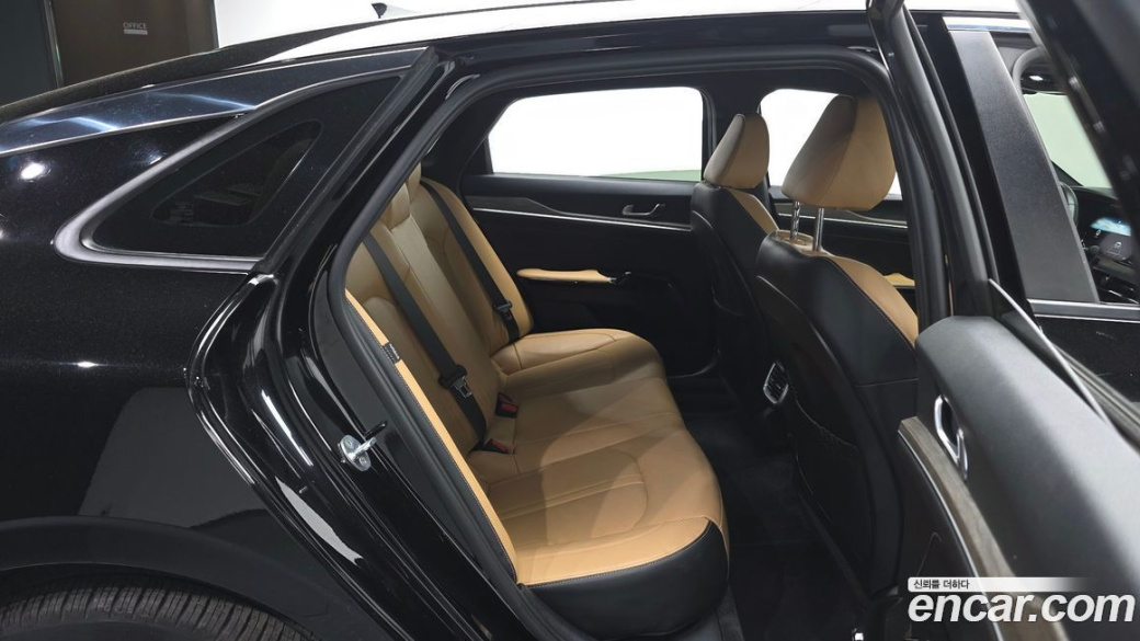 Kia K5 2.0, 2022