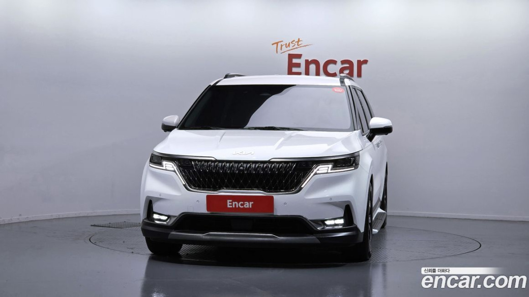 Kia Carnival 9-Seater Signature, 2023