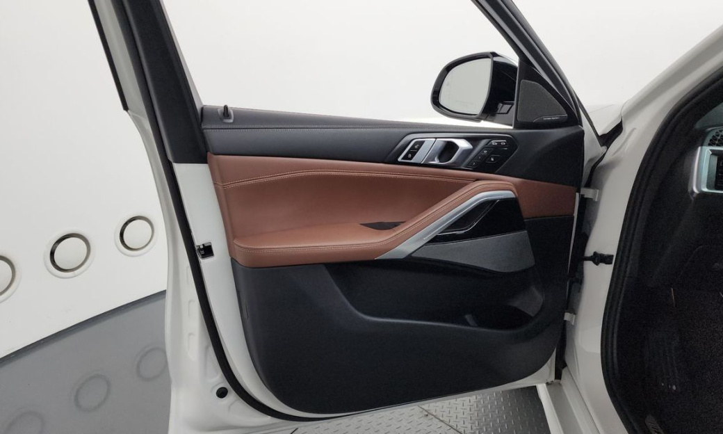 BMW X6 xDrive40i M Sport, 2025