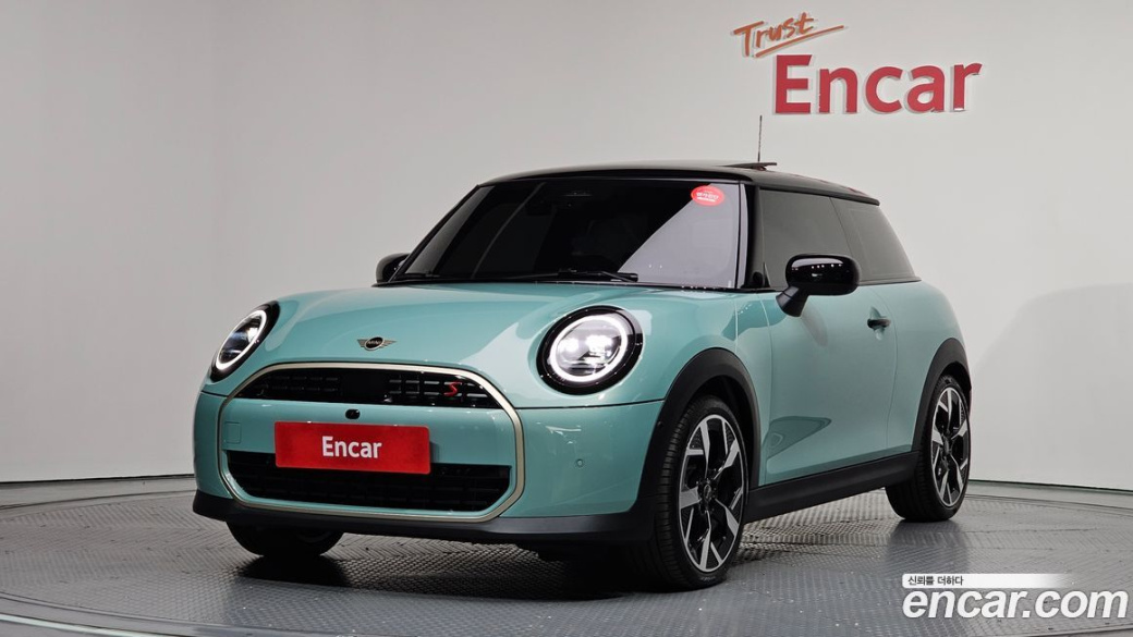 Mini Cooper Favoured, 2026