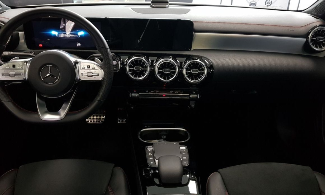 Mercedes-Benz CLA-Class CLA250 4MATIC, 2023