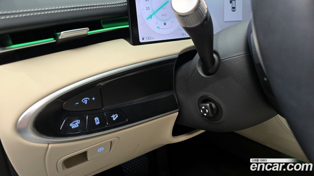 Genesis GV70 2.5T Gasoline AWD, 2025