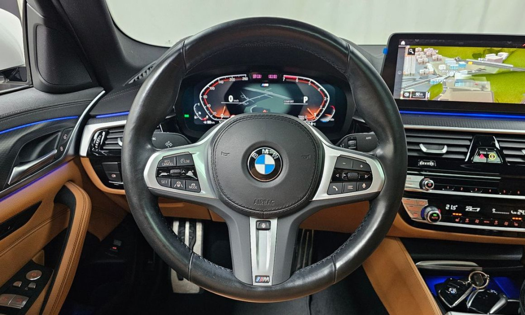 BMW 5-Series 520i M Sport, 2023