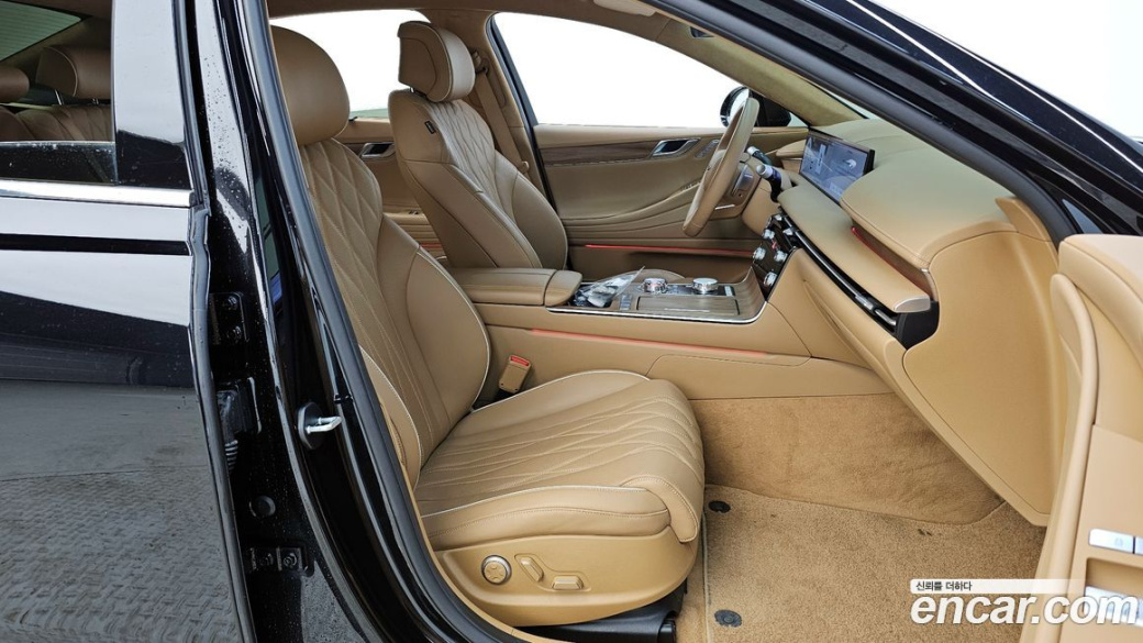Genesis G80 Gasoline 2.5 Turbo AWD, 2025