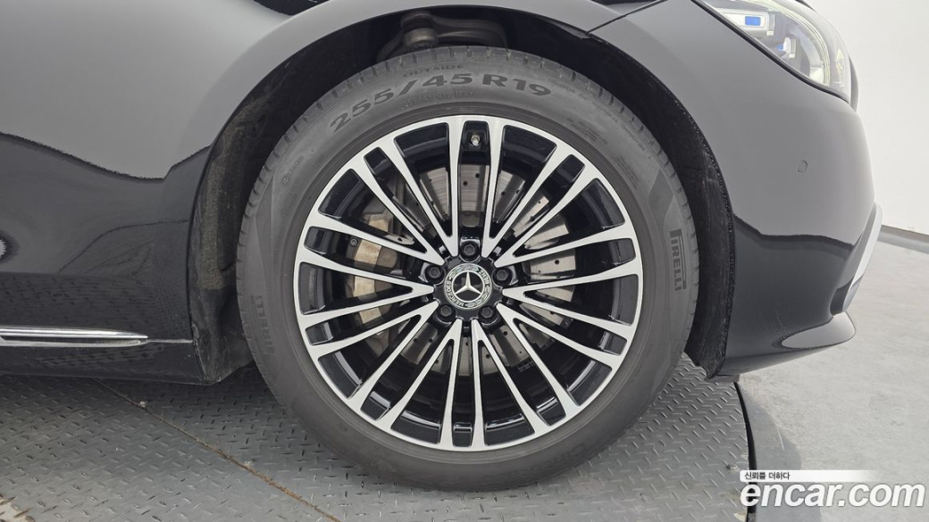 Mercedes-Benz S-Class S350 d, 2022