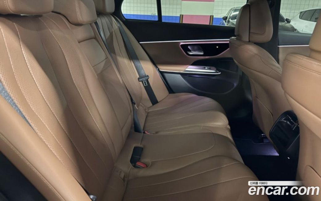 Mercedes-Benz E-Class E200 Avantgarde, 2024