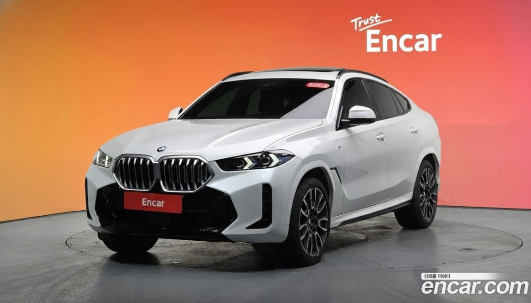 BMW X6 xDrive40i M Sport, 2025