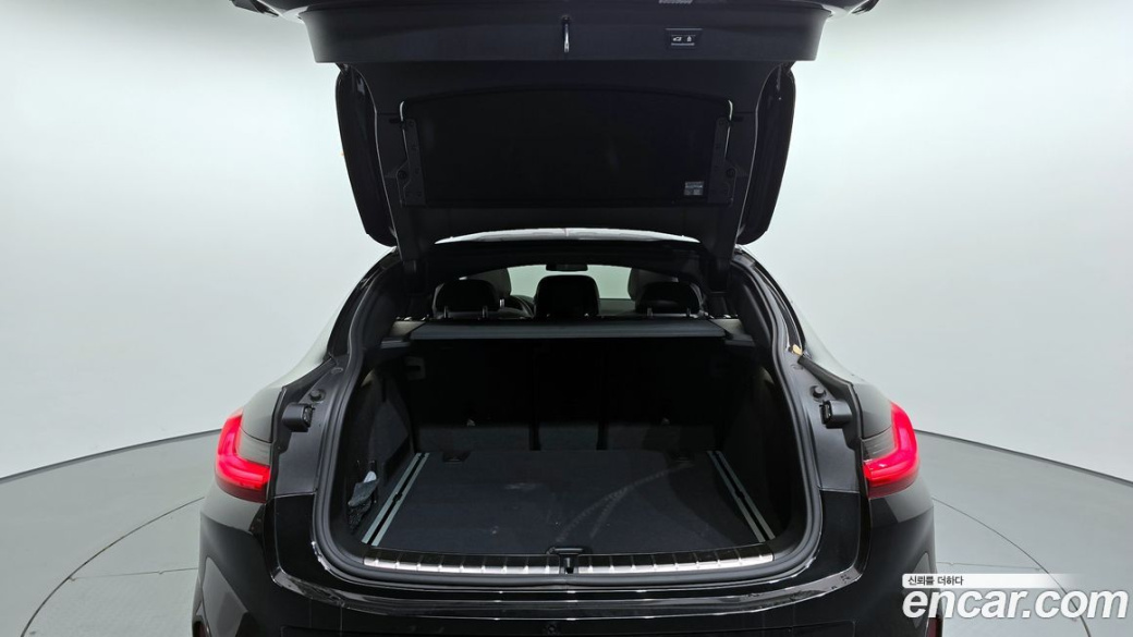 BMW X4 xDrive20i M Sport, 2022