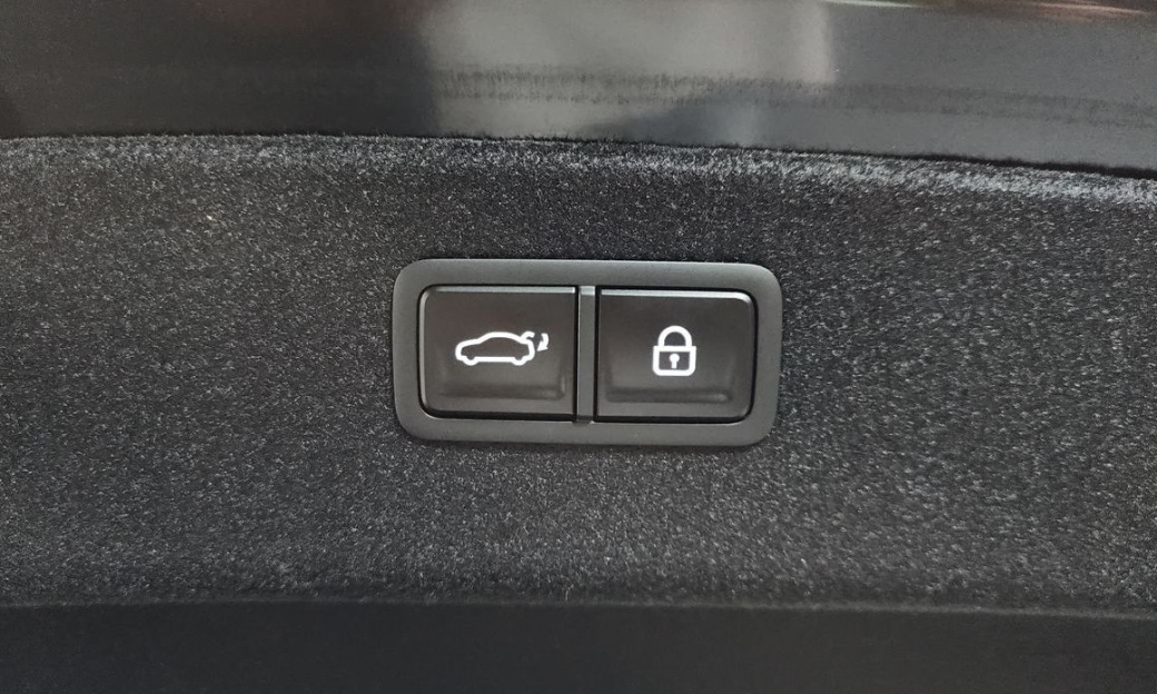 Genesis G80 Gasoline 2.5 Turbo 2WD, 2026