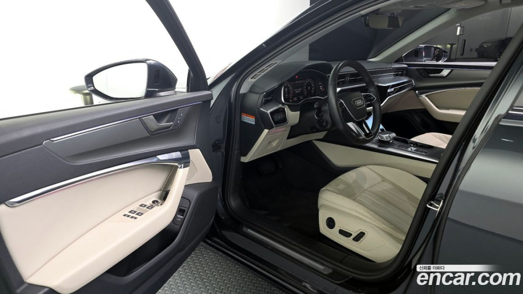 Audi A6 45 TFSI, 2023