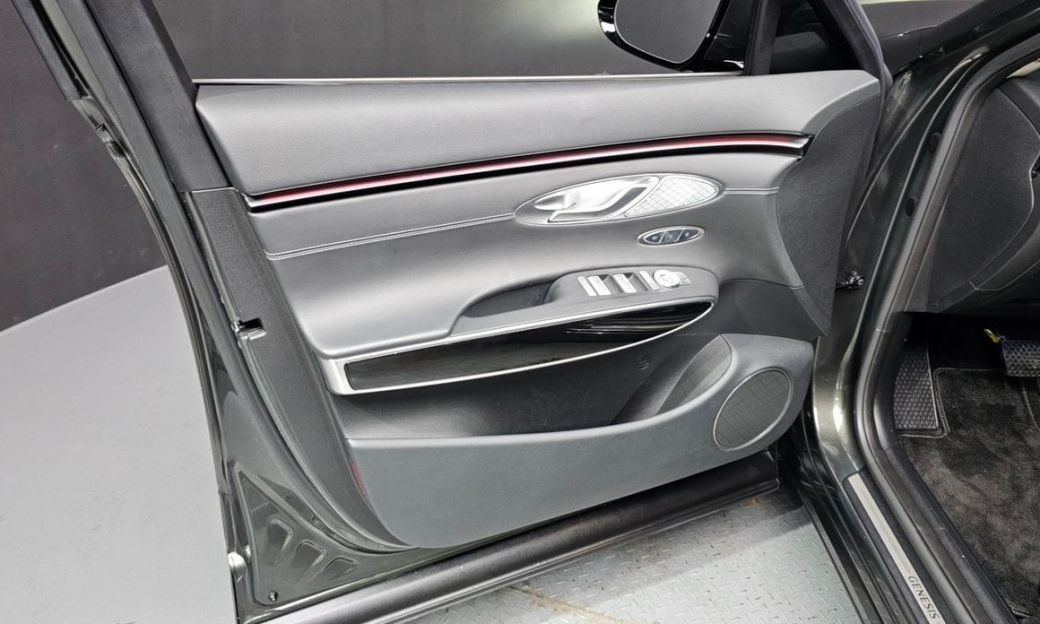 Genesis GV70 2.5T Gasoline AWD, 2025