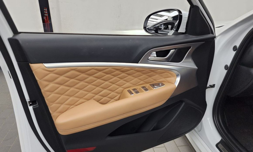 Genesis G70 Gasoline 2.0T 2WD, 2021