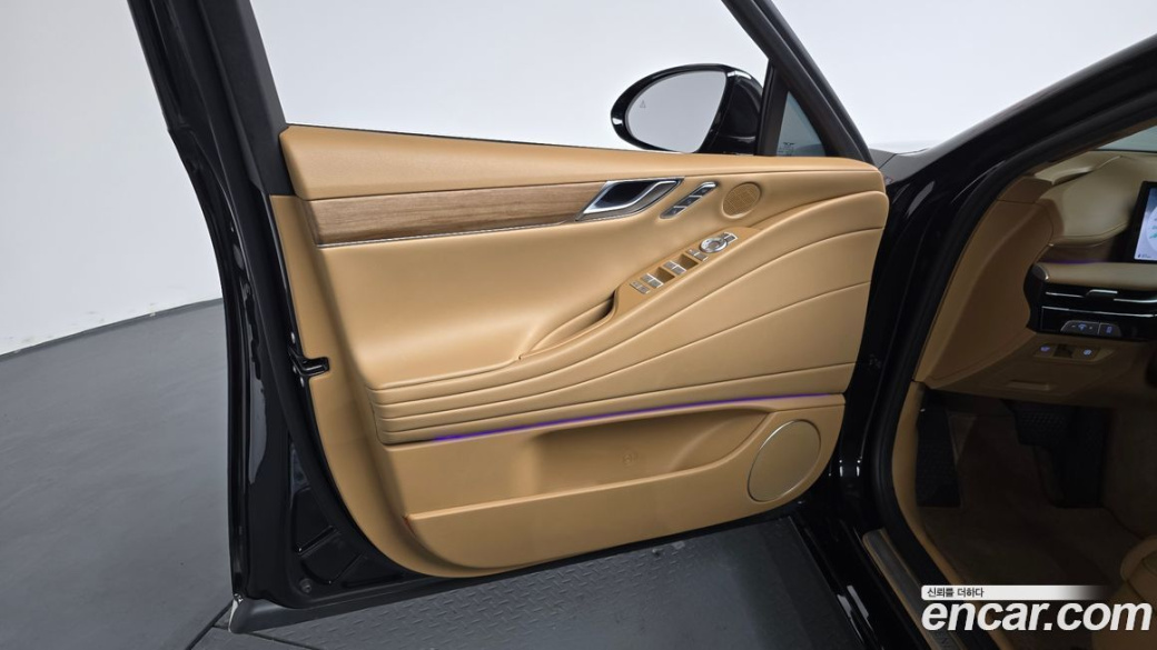Genesis G80 Gasoline 2.5 Turbo AWD, 2025
