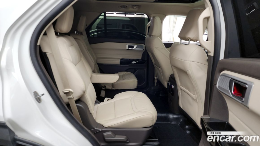 Ford Explorer 3.0 Platinum 4WD, 2022