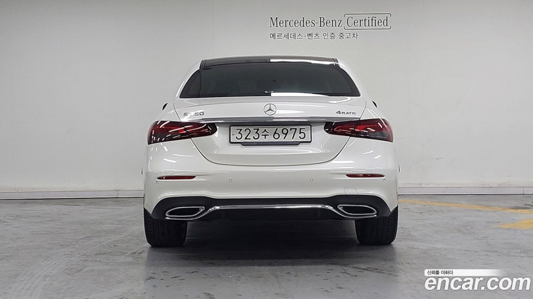 Mercedes-Benz E-Class E350 4MATIC AMG Line, 2022