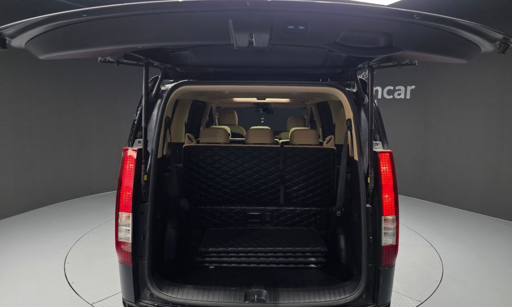 Hyundai Staria Tourer 9-Seater, 2022