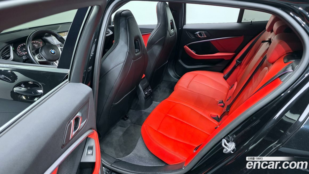 BMW 1-Series M135i xDrive, 2022