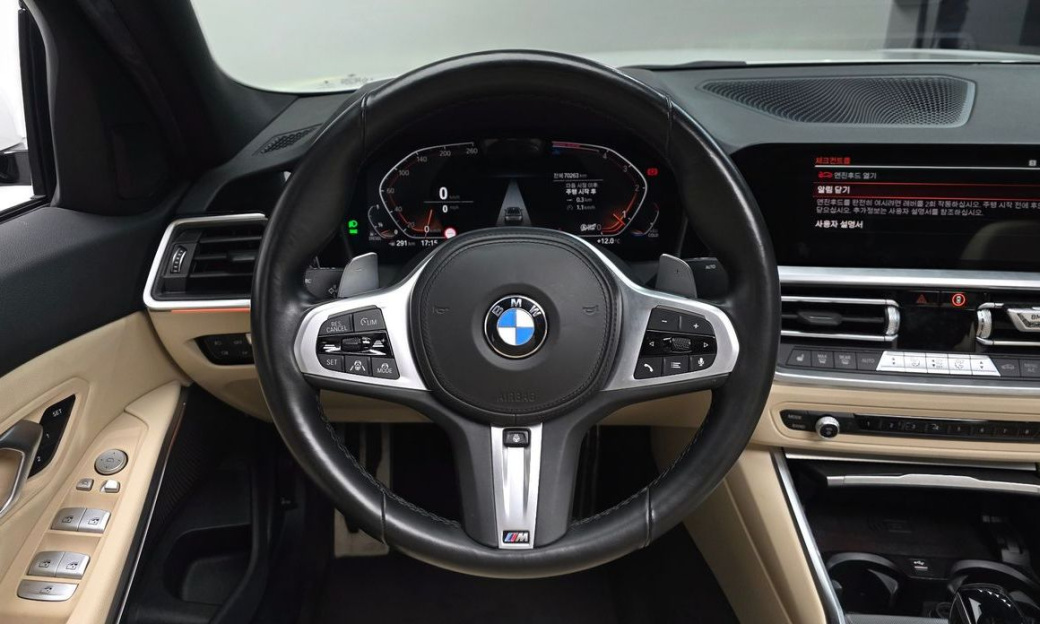 BMW 3-Series 320d M Sport, 2022