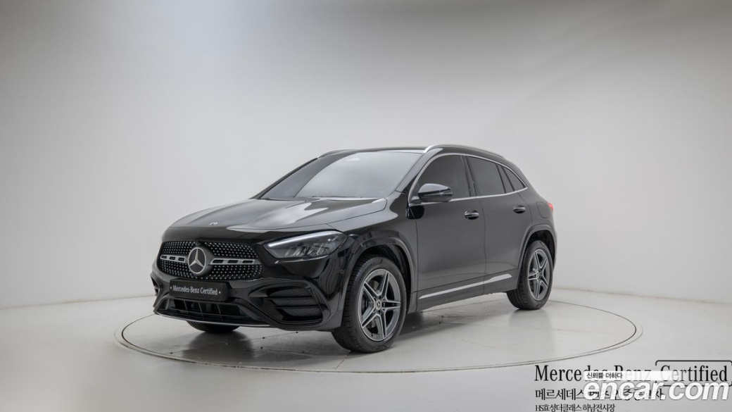 Mercedes-Benz GLA-Class GLA250 4MATIC, 2025