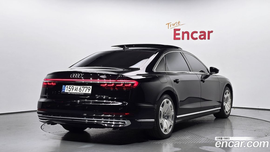 Audi A8 55 TFSI Quattro LWB, 2021