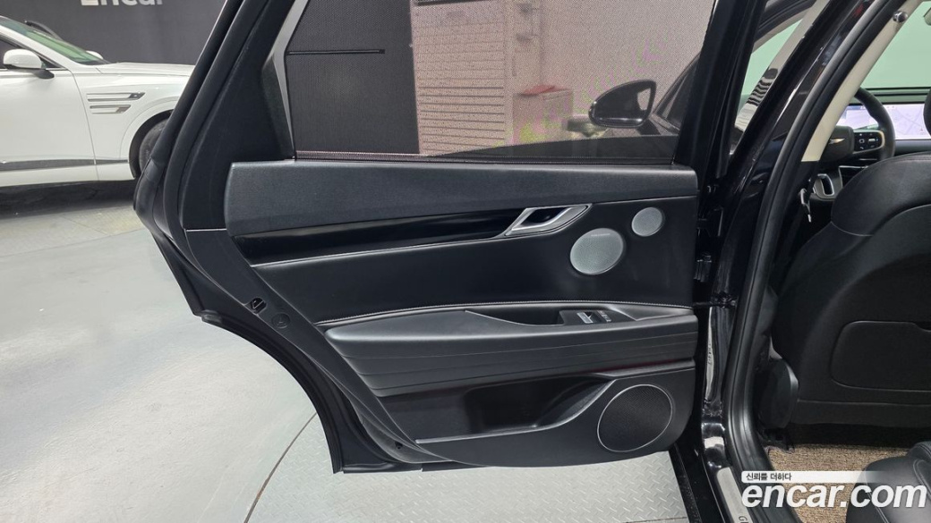 Genesis G80 Gasoline 2.5 Turbo AWD, 2026