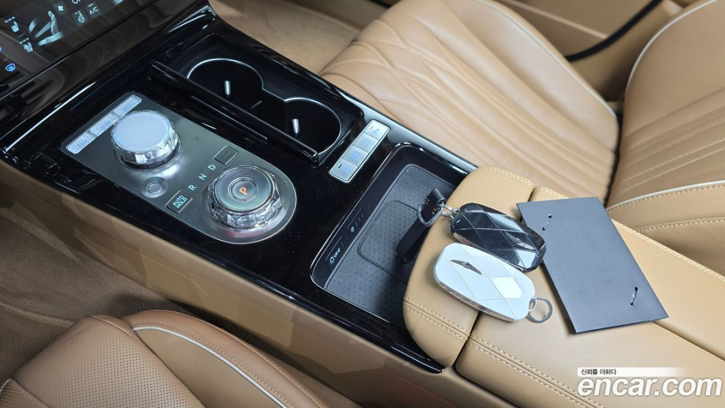 Genesis G80 Gasoline 2.5 Turbo AWD, 2025