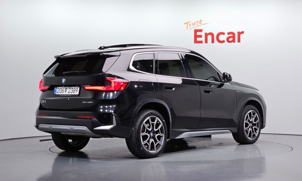 BMW X1 xDrive 20i xLine, 2024