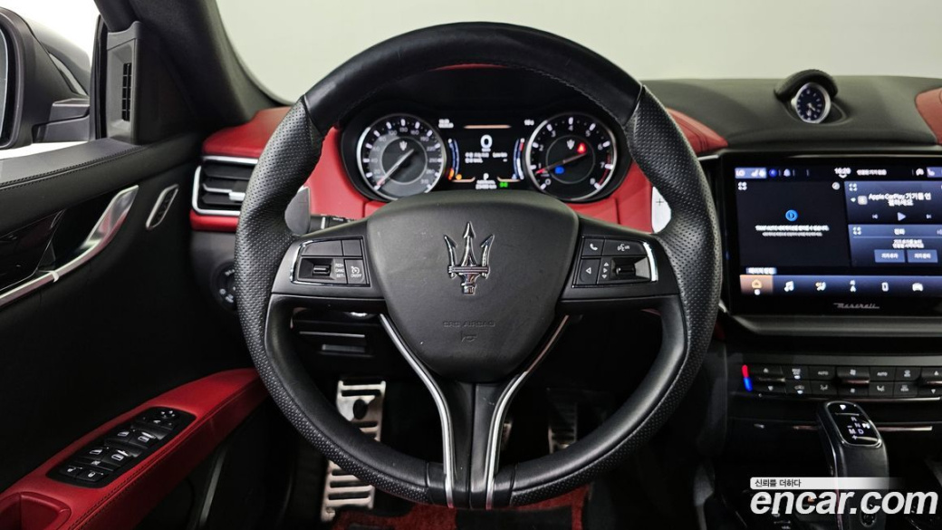 Maserati Ghibli 3.0 Modena, 2022