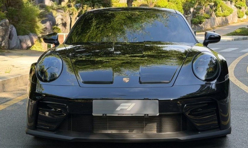 Porsche 911 GT3 Touring, 2025