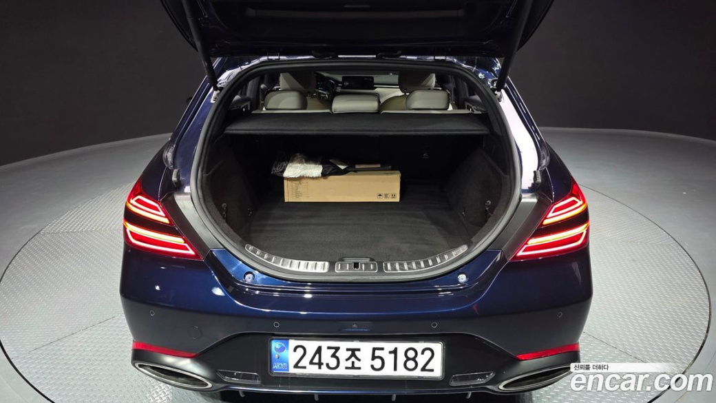 Genesis G70 Gasoline 2.0T 4WD, 2023