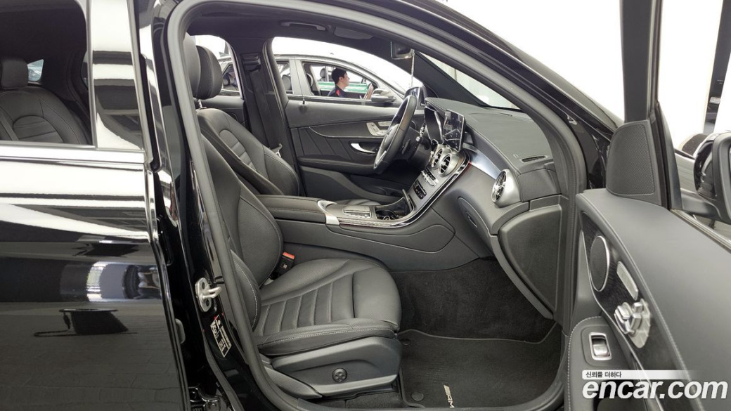 Mercedes-Benz GLC-Class GCL300 4MATIC Coupe, 2023