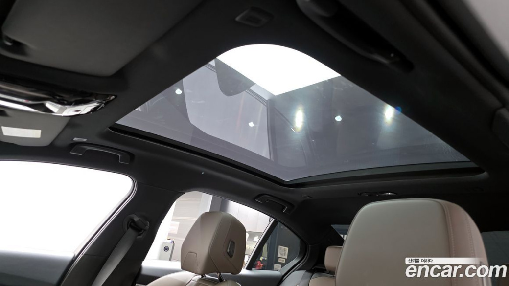 BMW 5-Series 520i M Sport, 2025