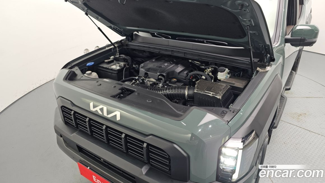 Kia Tasman 2.5T Gasoline 4WD, 2026