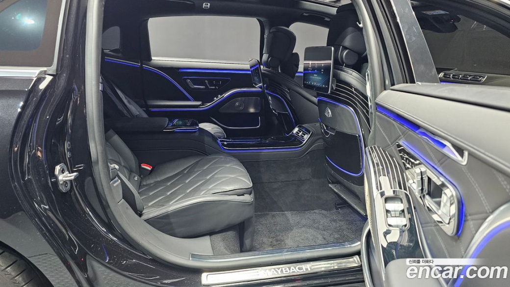 Mercedes-Benz S-Class Maybach S580 4MATIC, 2023