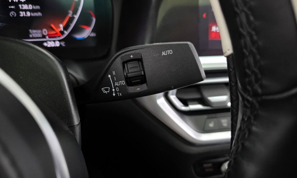 BMW 3-Series 320i M Sport, 2022