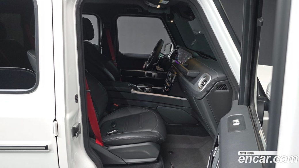 Mercedes-Benz G-Class G400d, 2024