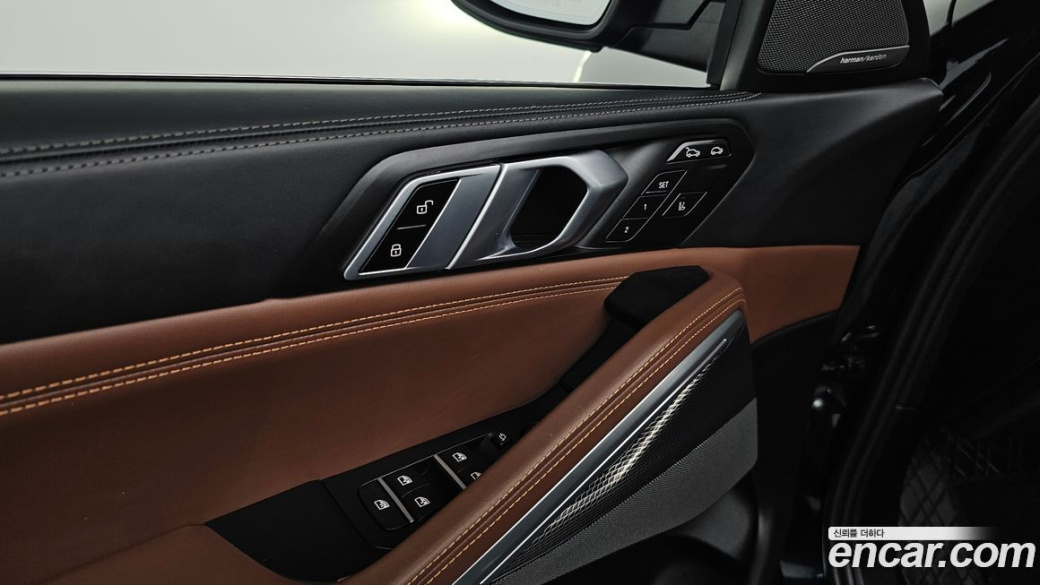 BMW X6 xDrive40i M Sport, 2023