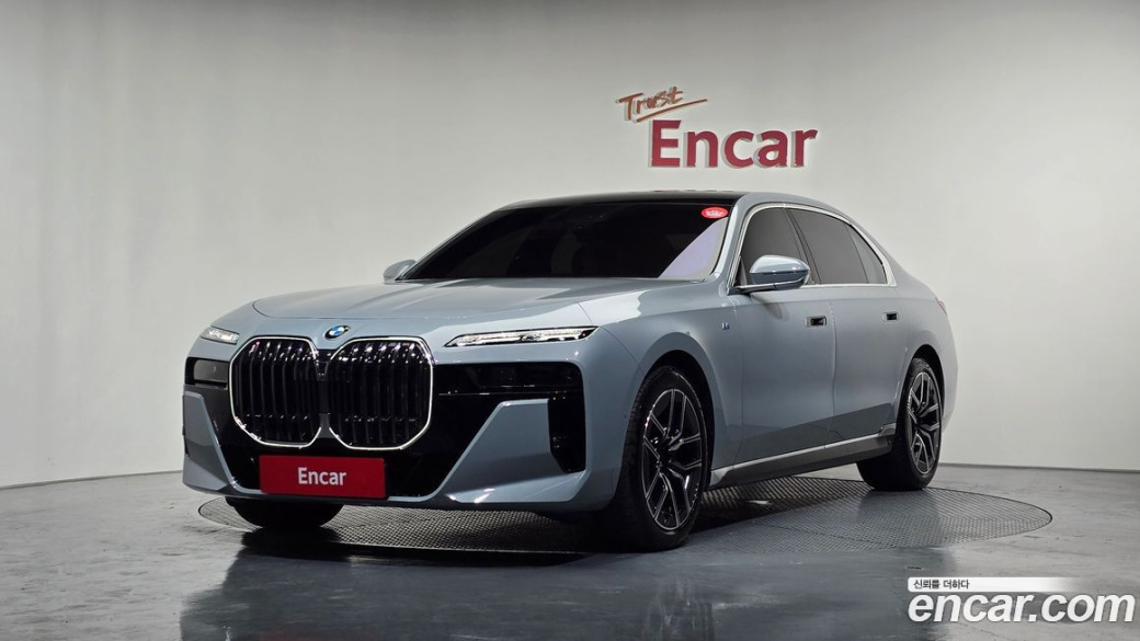 BMW 7-Series 740d xDrive M Sport, 2025