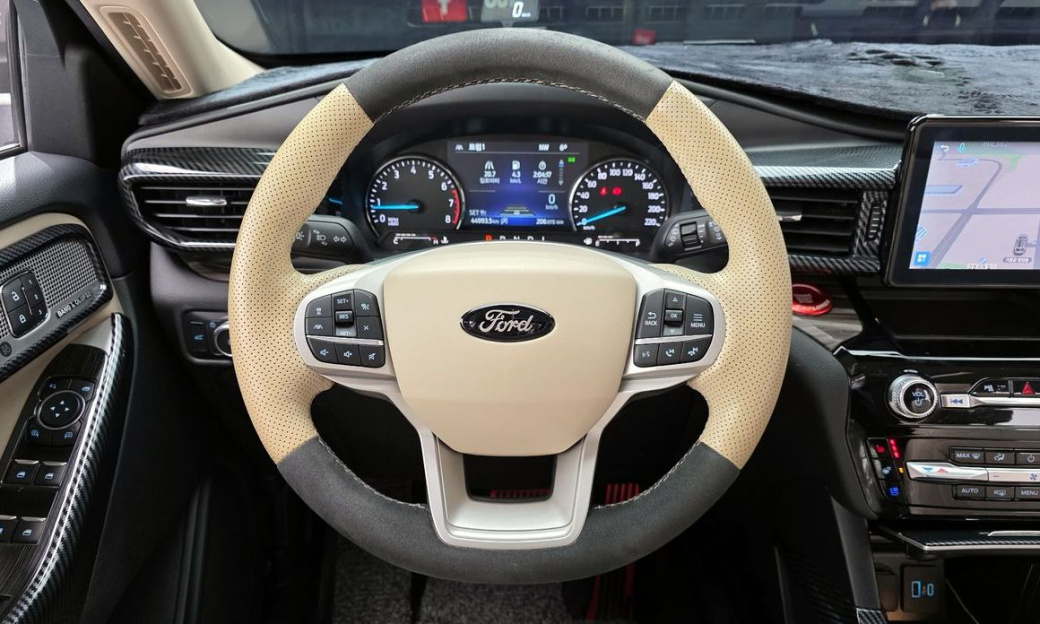 Ford Explorer 2.3 LimIted 4WD, 2022
