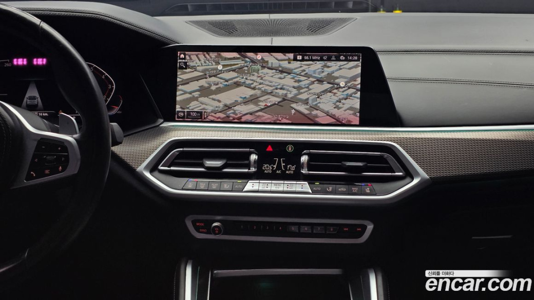 BMW X6 xDrive40i M Sport, 2022