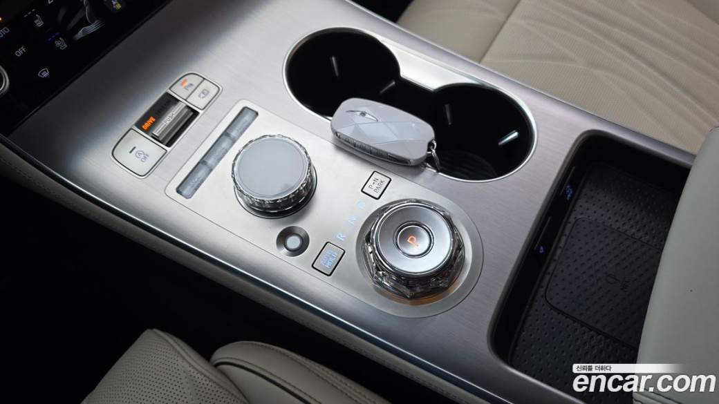 Genesis GV70 2.5T Gasoline AWD, 2025