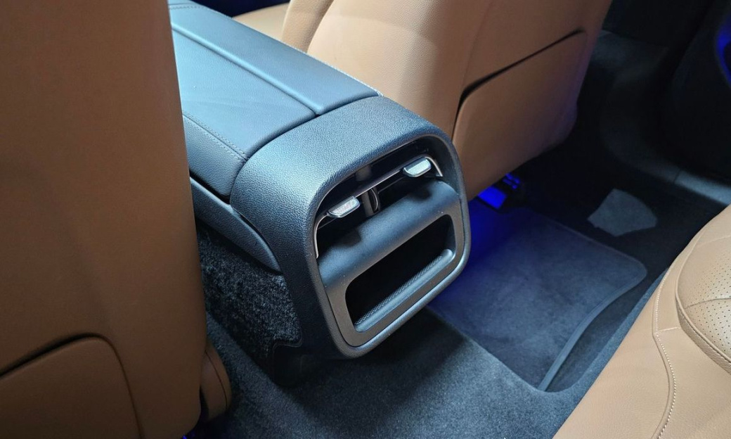 Mercedes-Benz E-Class E200 Avantgarde, 2025